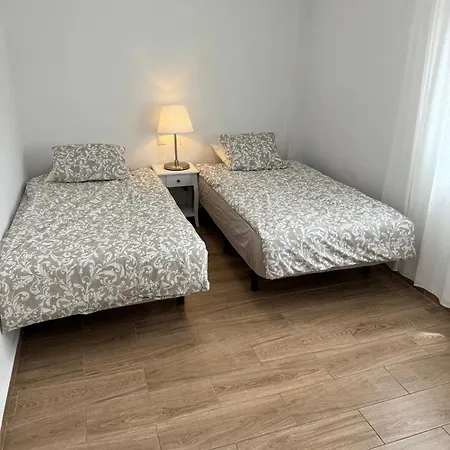 Del Mar 2 Deluxe Playa Del Cura Апартаменти *